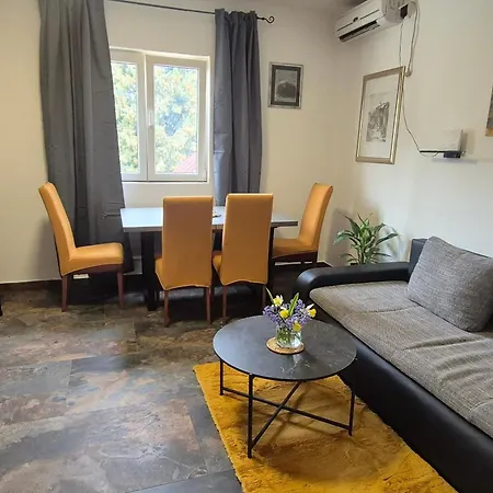 Appartement With Parking Space Gornji Karin, Novigrad - 21514 Gornji Karin