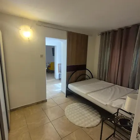 Appartement With Parking Space Gornji Karin, Novigrad - 21514