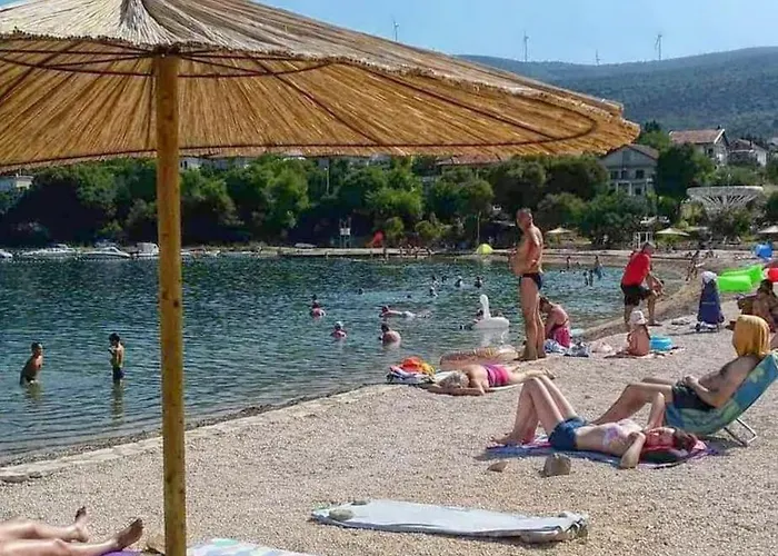 With Parking Space Gornji Karin, Novigrad - 21514 Apartman